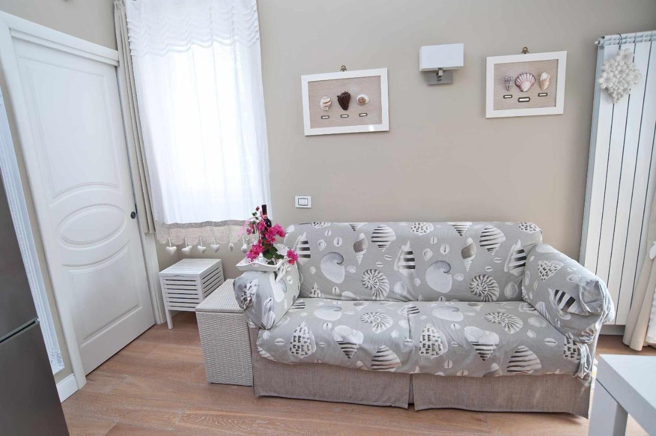 Ferienwohnung Charming And Cozy House Nettuno Exterior foto