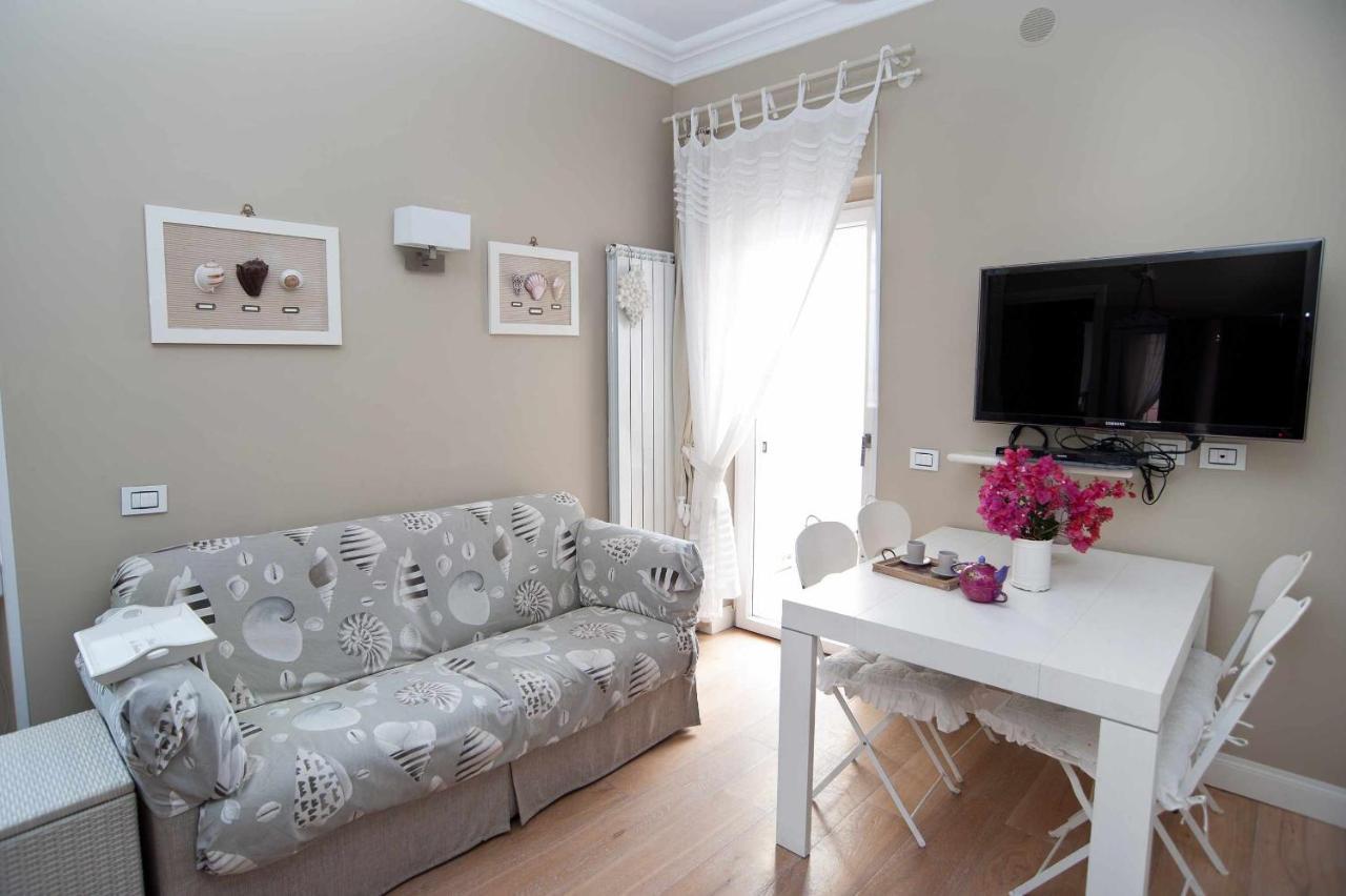 Ferienwohnung Charming And Cozy House Nettuno Exterior foto