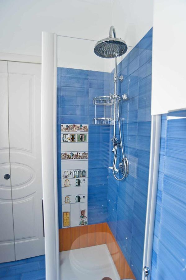 Ferienwohnung Charming And Cozy House Nettuno Exterior foto